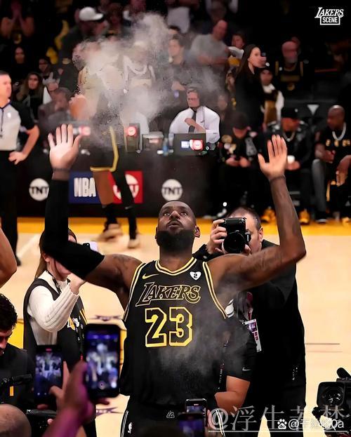 蒂格批评詹姆斯薪资影响湖人补强，质疑管理层运作